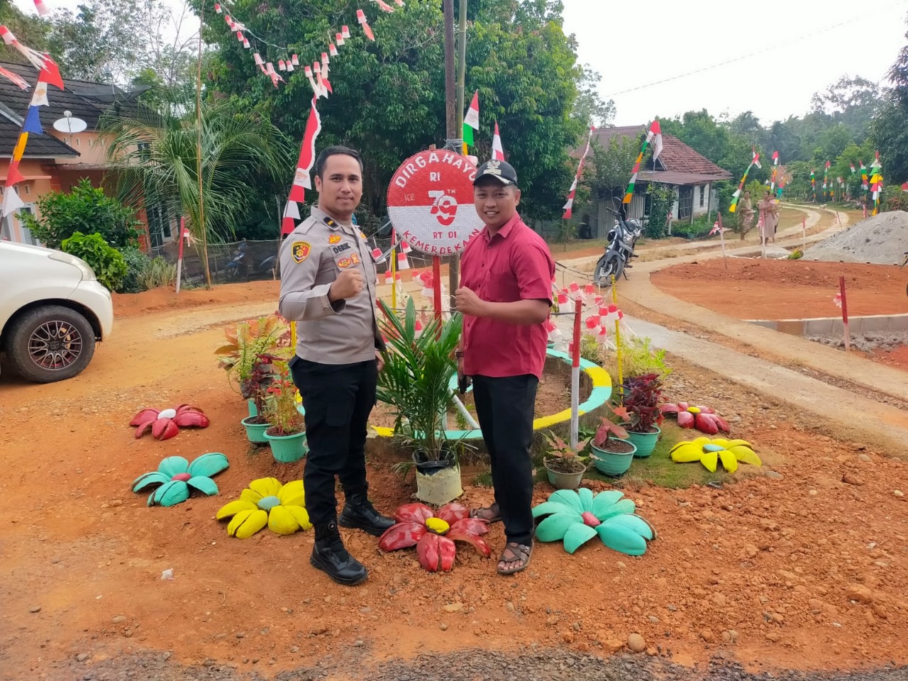 Waka Polsek Ketahun Hadiri Penilaian Lomba Lingkungan Dalam Rangka HUT RI KE 79