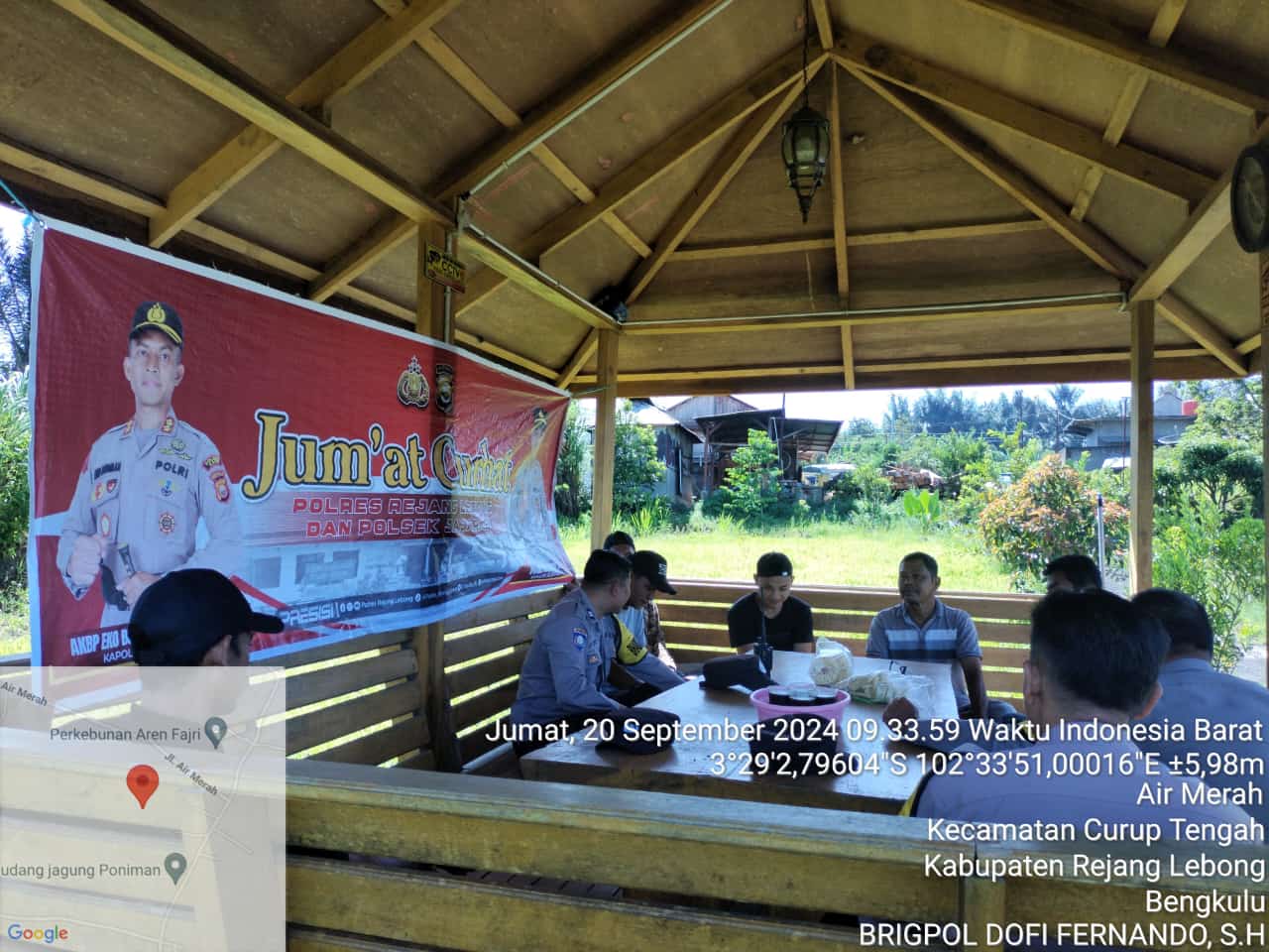 Dengarkan Keluhan Warga, Polsek Selupu Rejang Jumat Curhat di Desa Air Merah 
