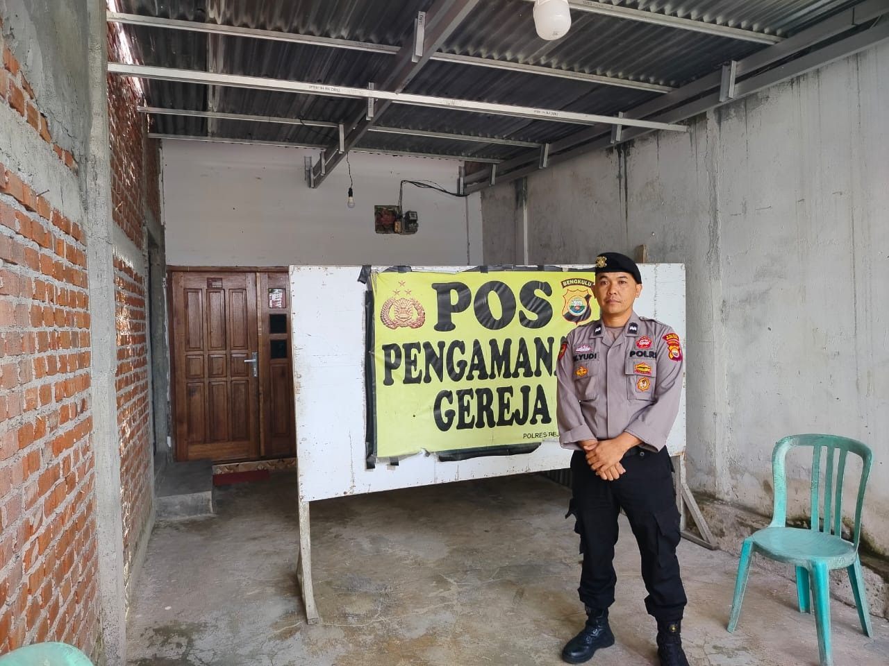 Polsek Selupu Rejang Melaksanakan Pengamanan Kegiatan Ibadah Minggu di Gereja
