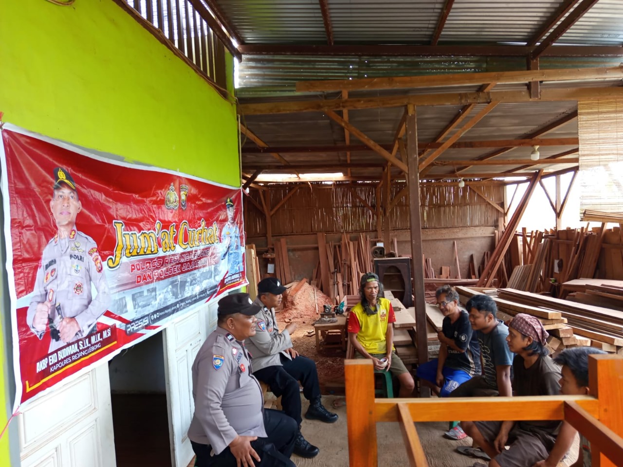 Polsek Kotapadang Gelar Kegiatan Jumat Curhat di Desa Lubuk Mumpo