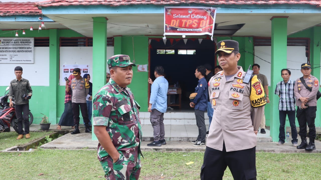 Kapolres Mukomuko Pastikan Keamanan Surat Suara di PPK Pilkada 2024