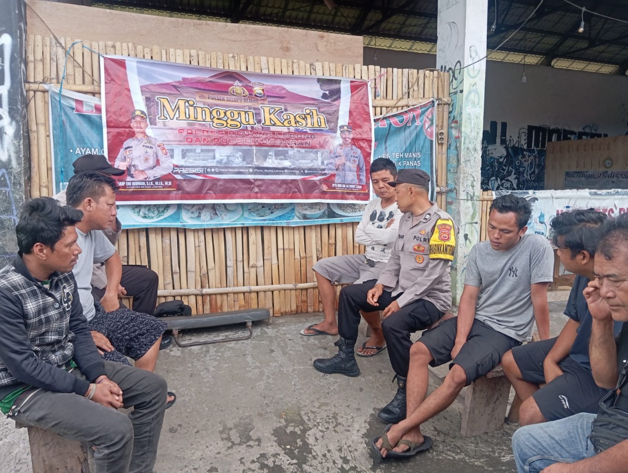 Polsek Selupu Rejang Gelar "Minggu Kasih" di Desa Kampung Baru