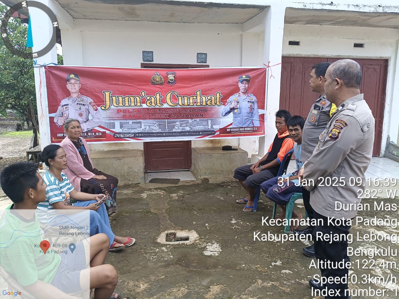 Jumat Curhat Polsek Kotapadang: Meningkatkan Keamanan Melalui Dialog Langsung dengan Warga