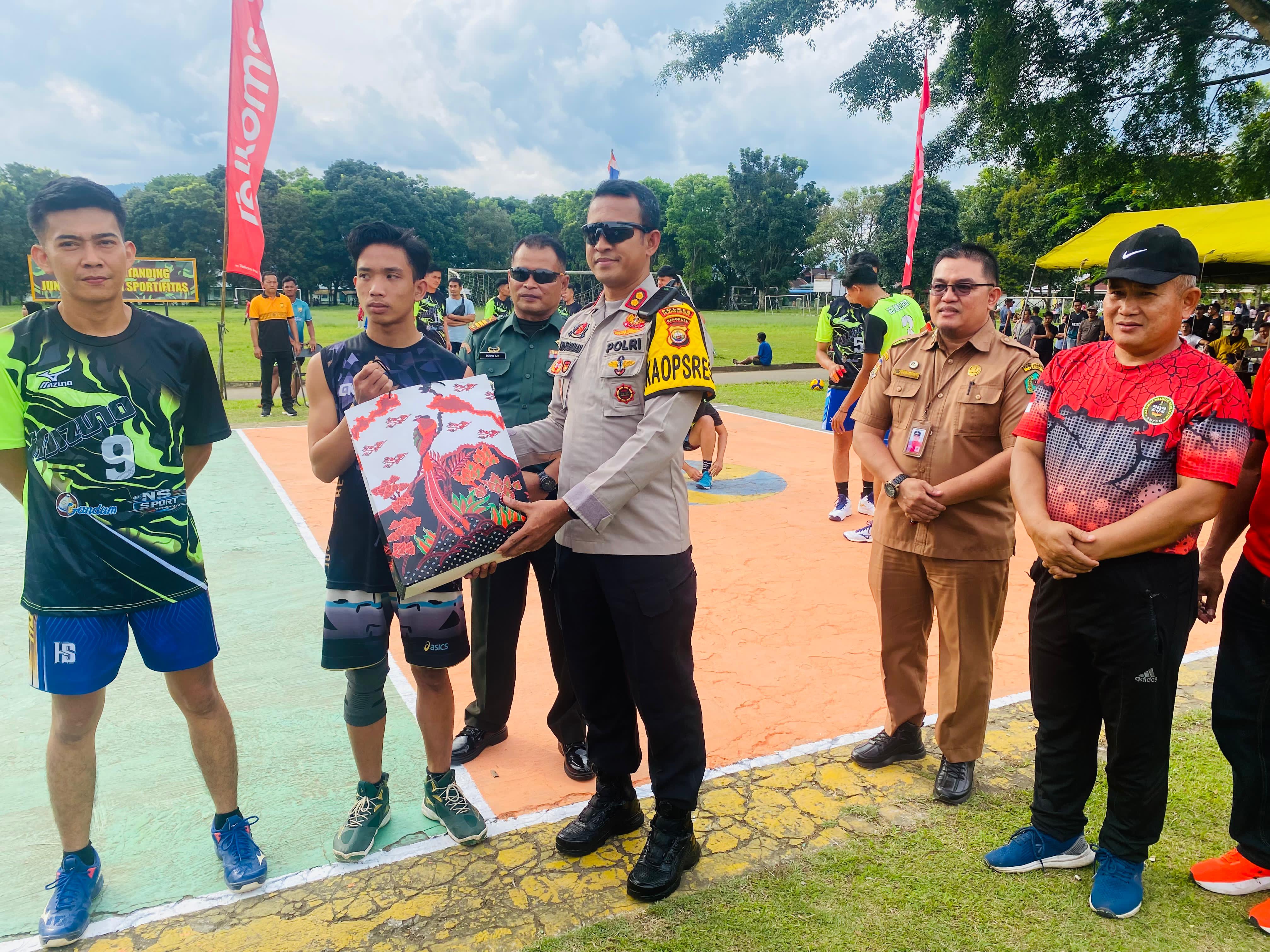 Kapolres Rejang Lebong Buka Turnamen Piala Denbekang II/1.B Curup HUT Bekang AD ke 76