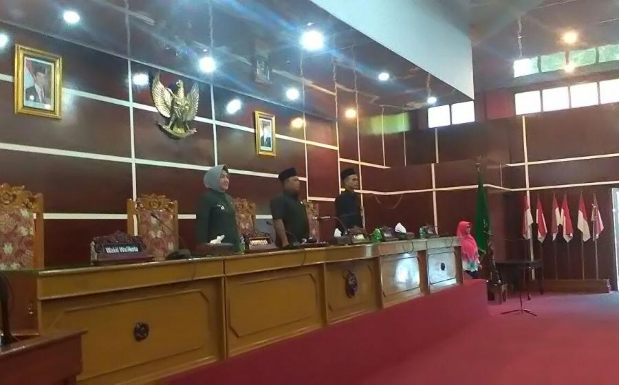 Paripurna Penyampaian Nota Rancangan APBD Kota Bengkulu Tahun 2018 