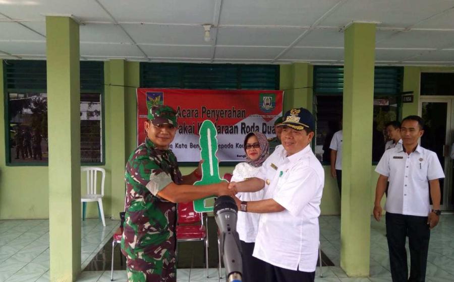 Pemkot Bengkulu Serahkan 15 Motor 