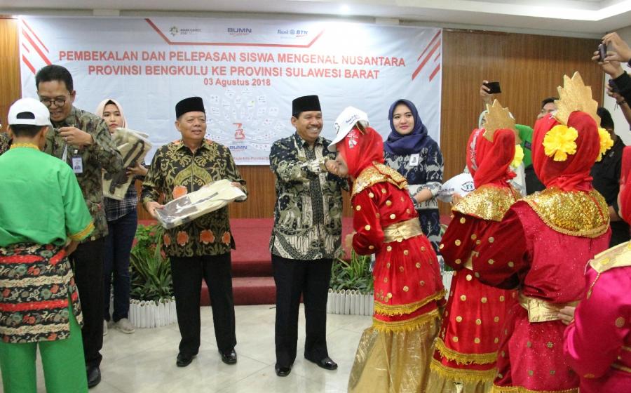 Prosesi Pelepasan Siswa