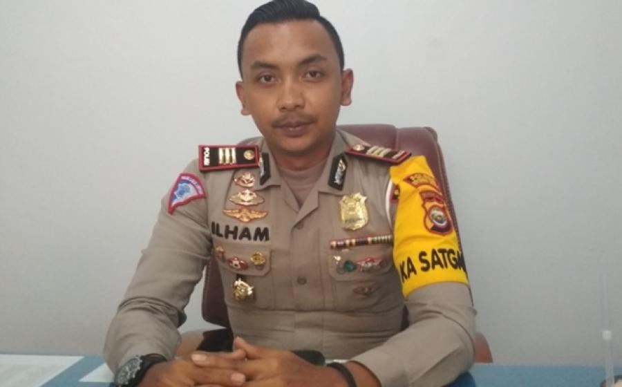 Hukum