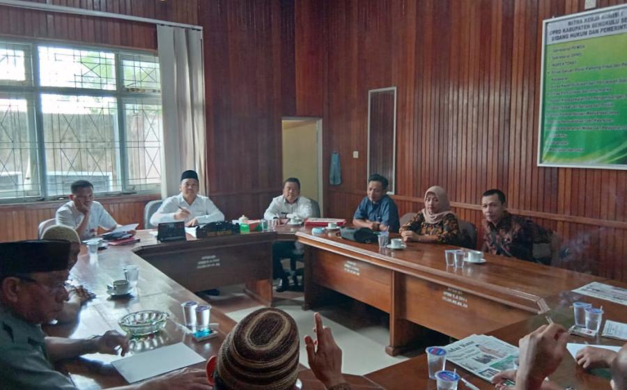 DPRD Hering Bersama BPD Kembang seri