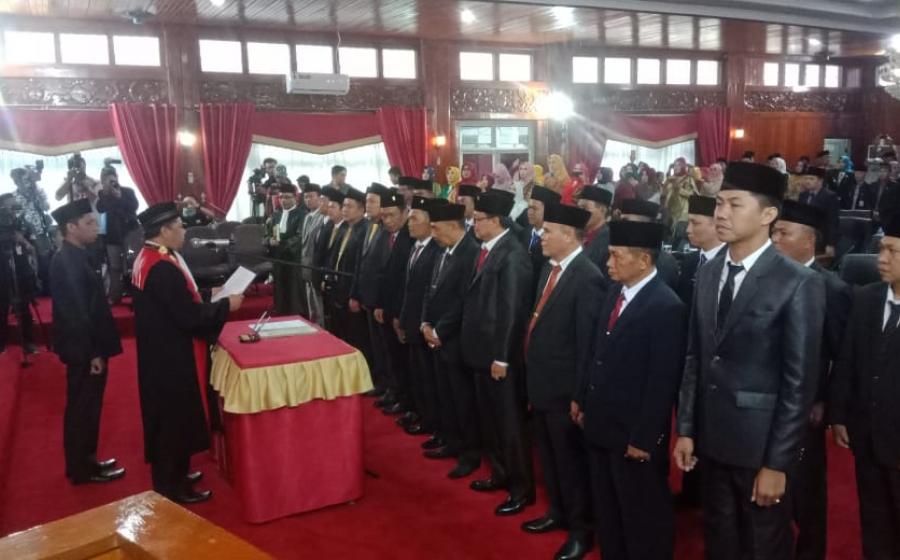 pelantikan anggota DPRD Bengkulu selatan terpilih priode 2019- 2024 