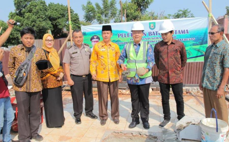 peletakan batu pertama