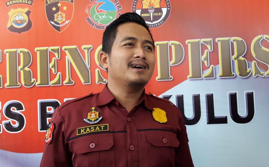 hukum