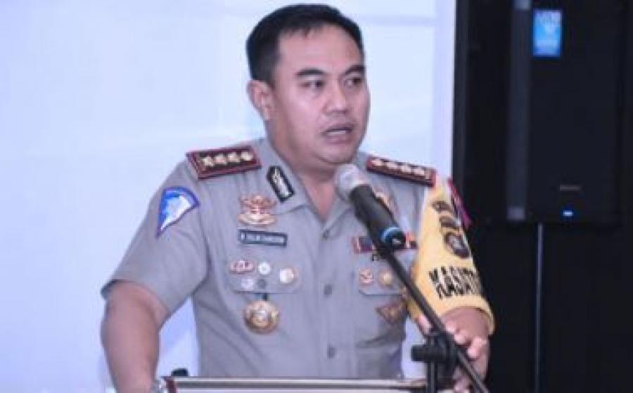 Hukum