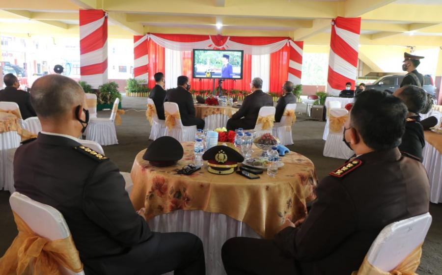hukum