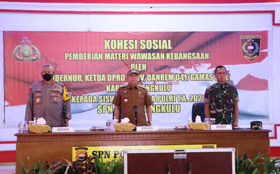 hukum