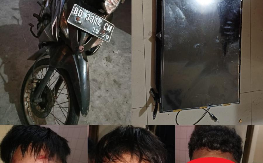 Kepolisian Resor Bengkulu berhasil menangkap terduga pelaku tindak pidana pencurian dengan kekerasan pada Minggu (07/08/2022) di Jalan Flamboyan 07 Kelurahan Kebun Kenanga Kecamatan Ratu Agung Kota Bengkulu. Dengan tempo waktu Kurang dari dua jam para pelaku berjumlah tiga orang yakni SY (22), YS (22) dan SW (22) warga kota Bengkulu yang juga merupakan residivis berhasil diciduk sat reskrim Polres Bengkulu.