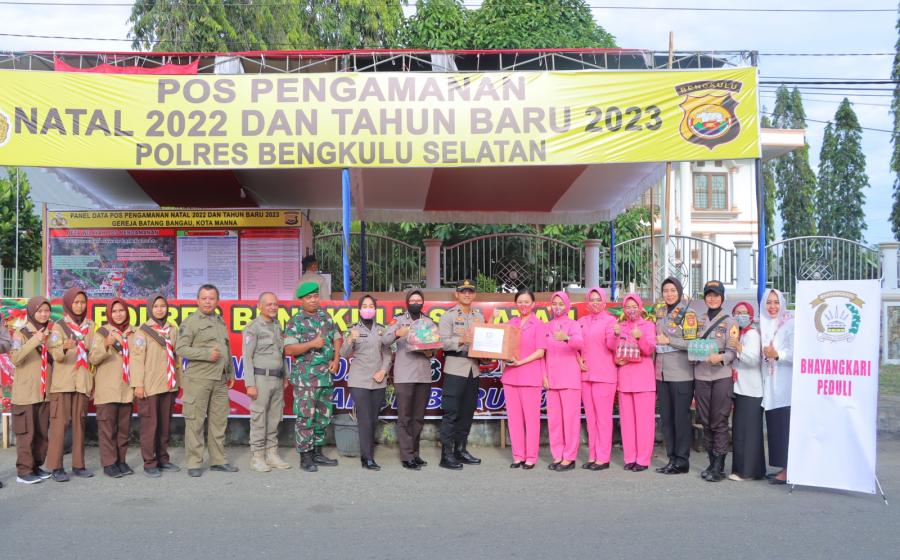 hukum