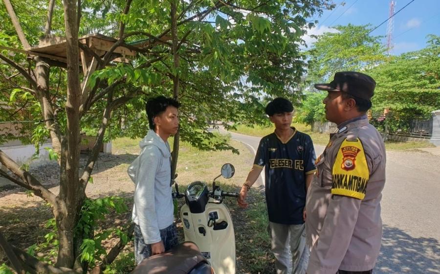 Patroli Dialogis, Bhabinkamtibmas Imbau Warga Peduli Kamtibmas dan Kamseltibcarlantas