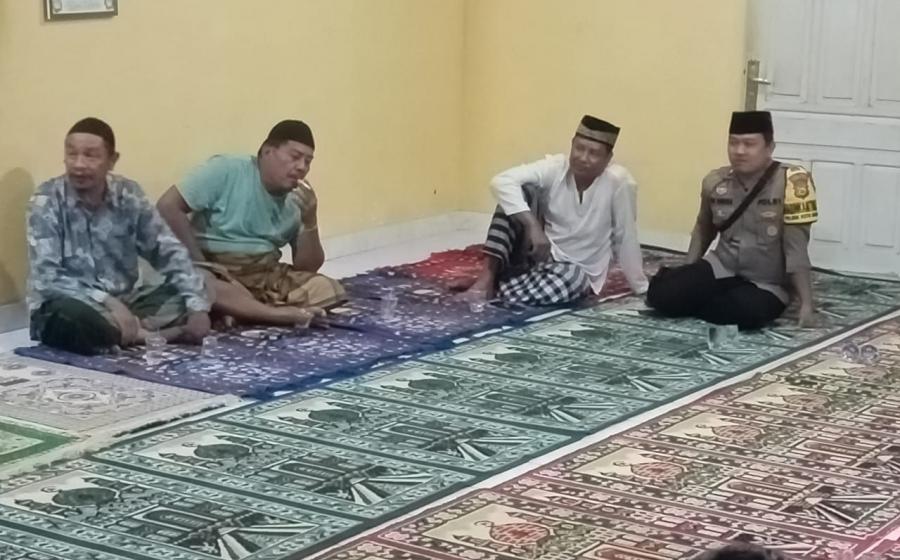 Jalin Sinergitas,  Bhabinkamtibmas Polsek Kota Manna Hadiri Silaturahmi Bulanan dengan Lurah dan Tokoh Masyarakat RT 06 Kelurahan Ibul      