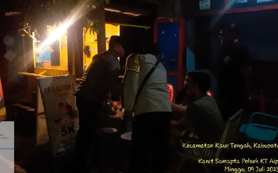Patroli, Polsek Kaur Tengah Sasar Objek Vital dan Warga yang Nongkrong 