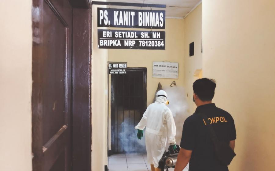 Cegah Demam Berdarah, Mako dan Polsek Lais Difogging