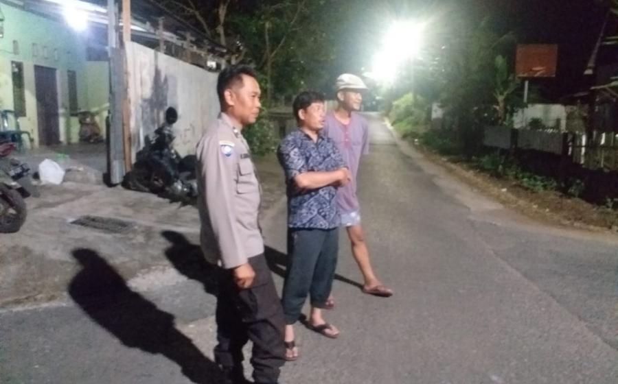 Bhabinkamtibmas Polsek Muara Bangkahulu Sambangi Ketua RT 23 dan Warga Binaan Sampaikan Imabauan Kamtibmas