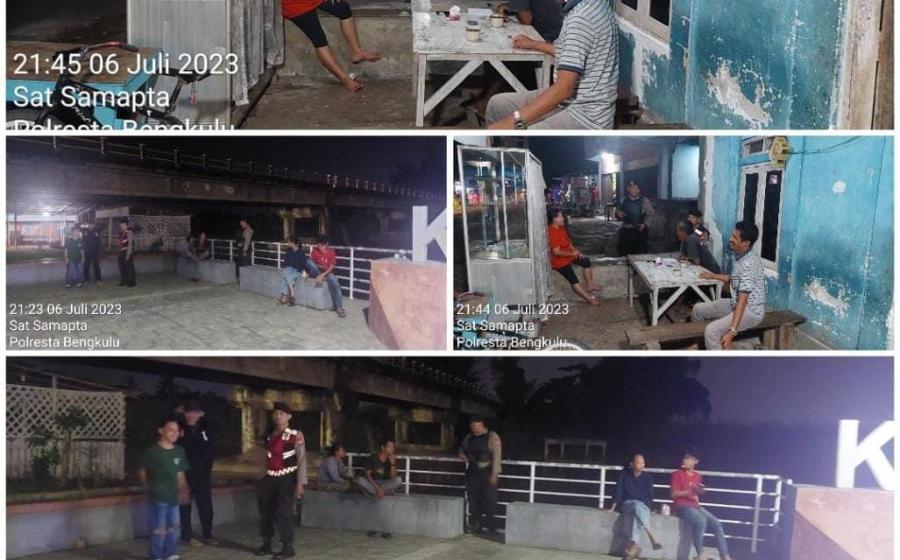 Sambangi Warga dan Pemuda yang Nongkrong, Sat Samapta Polresta Bengkulu Sampaikan Imbauan Kamtibmas 