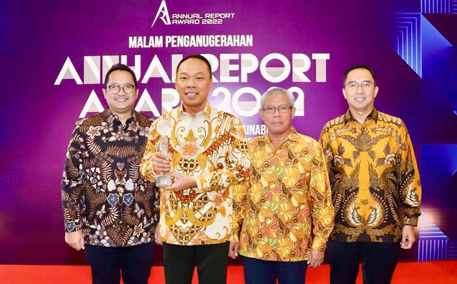 Jasa Raharja Raih Penghargaan Annual Report Award 2022