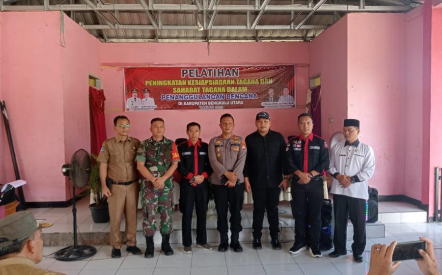 Kapolsek Batik Nau Hadiri Pelatihan Tagana di Kantor Kecamatan Batik Nau