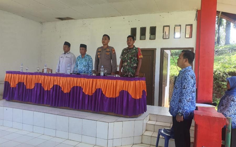 Kapolsek Giri Mulya Hadiri Rapat Koordinasi Kecamatan Giri Mulya