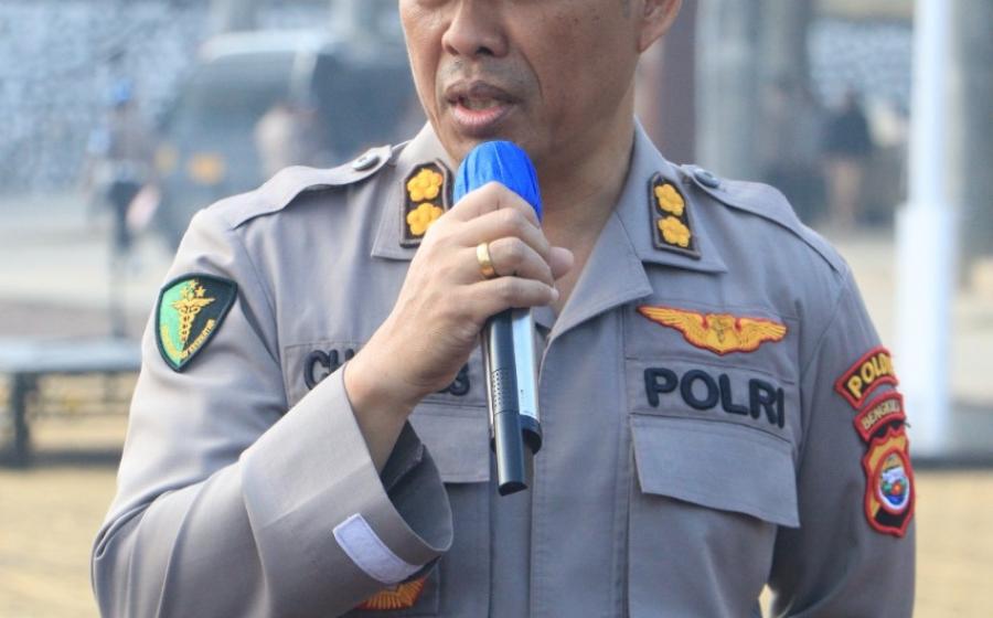Kabid Dokkes Polda Bengkulu Pimpin Apel Personel OMB