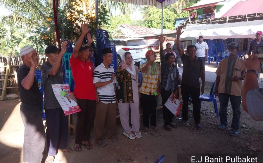 Polsek Padang Guci Hulu Lakukan Pengamanan Kampanye Calon DPD RI di Desa Aur Gading