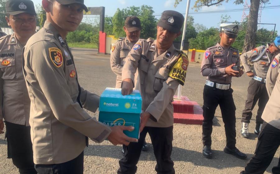 Awali Tugas dengan Sedekah, Personel Polsek Ketahun Sisihkan Rezekinya Melalui Kotak Amal