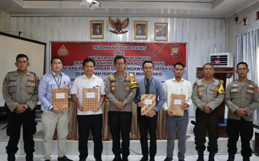 Kapolres Mukomuko Pimpin Kegiatan MOU dan PKT Dengan Seluruh Perbankan di Mukomuko