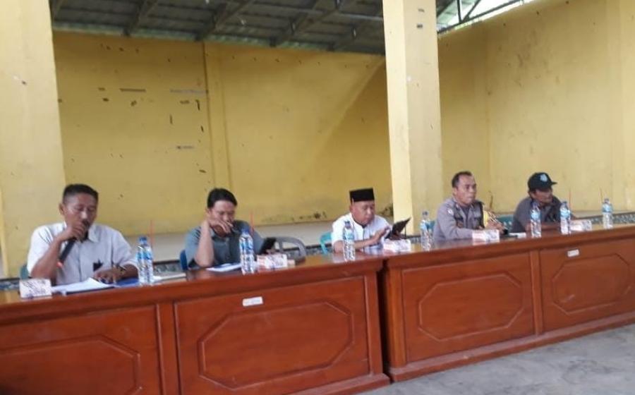 Bhabinkamtibmas Polsek Giri Mulya hadiri Musrenbang Desa Rena Jaya 