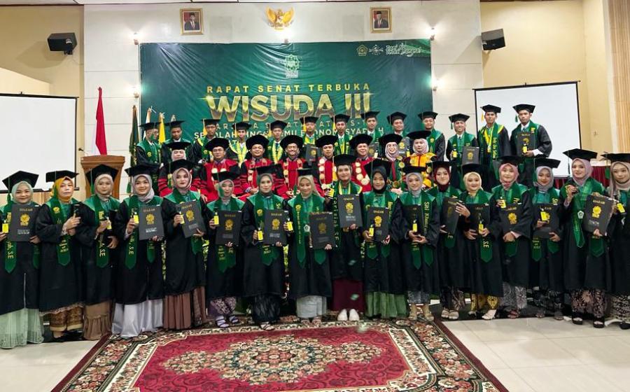 STIESNU Bengkulu Wisuda 30 Sarjana Angkatan III