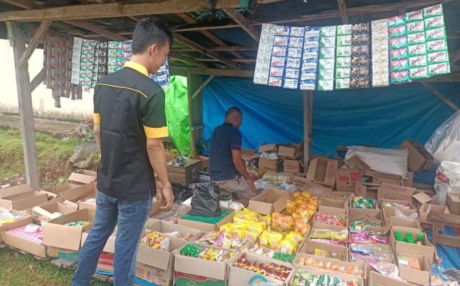 Personel Polsek Air Besi Pantau Harga Bahan Pokok di Pasar Tradisional Desa Lubuk Tanjung