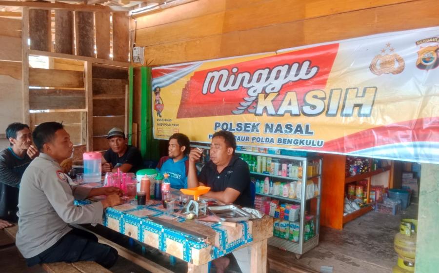 Gelar Minggu Kasih Bersama Warga, Personel Polsek Nasal Ajak Warga dan Sampaikan Pesan Kamtibmas 