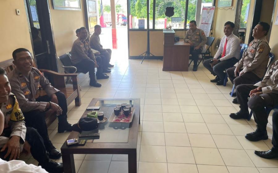 Tingkatkan Kinerja, Waka Polsek Ketahun Pimpin Anev Pelaksanaan Tugas Kepolisian Sehari - Hari