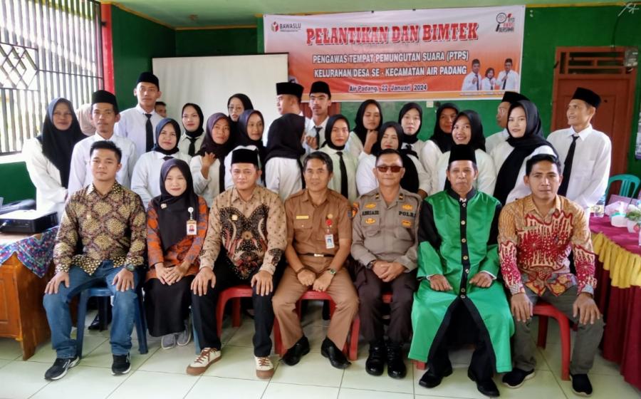 Polsek Lais Hadiri Pelantikan Anggota PTPS Kecamatan Air Padang