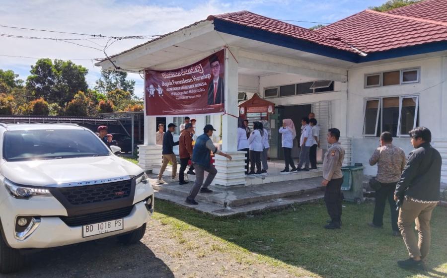 Polres Mukomuko Kawal Kedatangan Komisioner KPU Pusat di Mukomuko