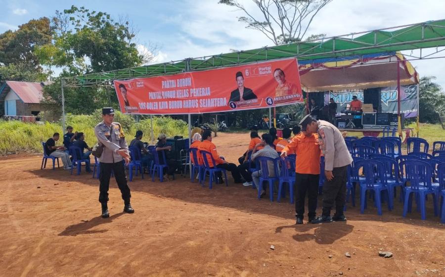 Polsek Lais Laksanakan Monitoring dan Pengamanan Peresmian Posko Orange dan Penyampaian Visi Misi Partai Buruh