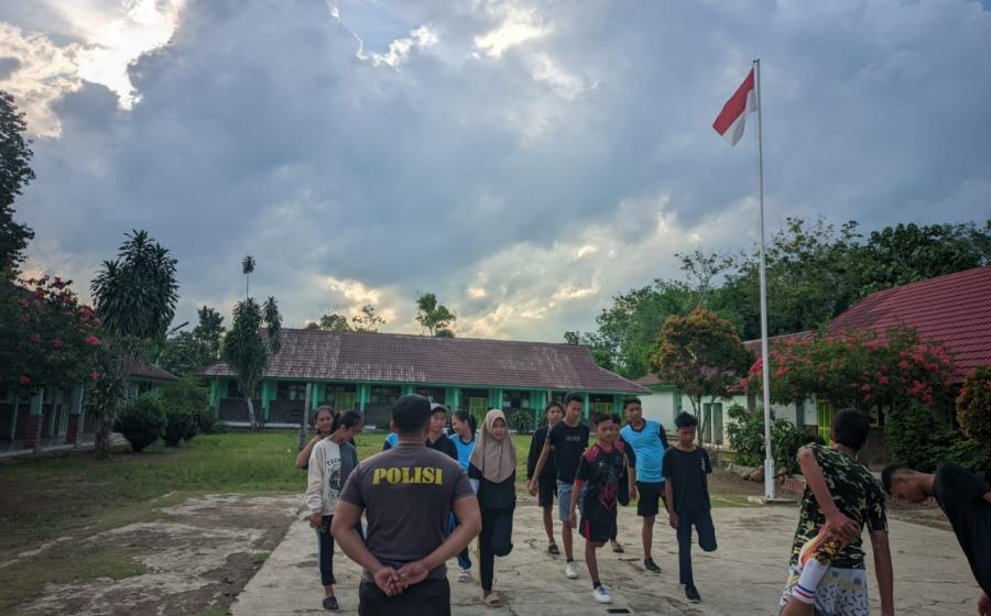 Wujudkan Hidup Sehat, Polsek Kotapadang Gelar Olahraga Bersama Remaja 