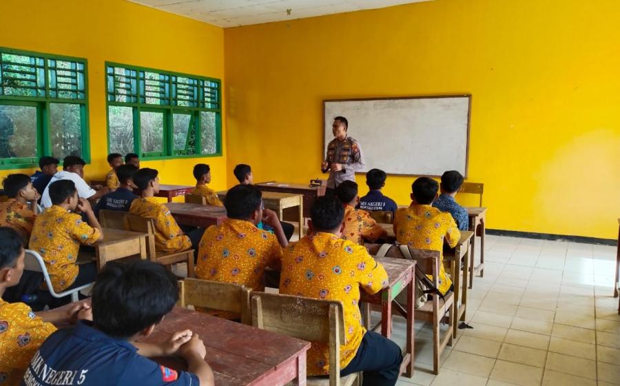 Jelang Penerimaan Polri, Kapolsek Ketahun Sosialisasi ke Sekolah