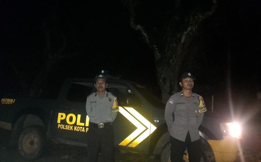 Polsek Kotapadang Gelar Patroli Rutin di Jalur Lintas Kotapadang – PU.Tanding Antisipasi Tindak Kejahatan