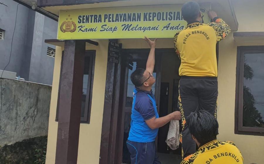 Kegiatan Jumat Bersih Polsek Giri Mulya, Ciptakan Lingkungan yang Nyaman