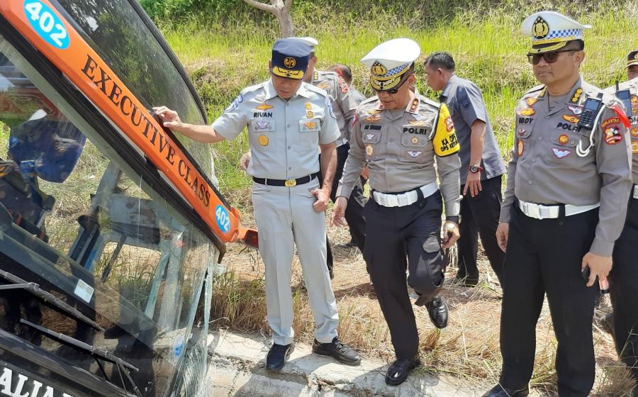 Jasa Raharja Jamin Seluruh Korban Kecelakaan di Km 370 A Tol Batang – Semarang
