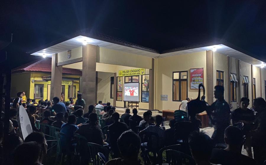 Polsek Enggano Gelar Nobar Pertandingan Semi Final Piala Asia U23 Antara Timnas Indonesia Vs Uzbekistan