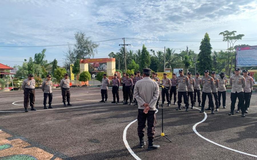 Polres Kaur Gelar Apel Pasukan Pengamanan Rapat Pleno Terbuka Penetapan Perolehan Kursi dan Calon Terpilih Anggota DPRD Kabupaten Kaur 