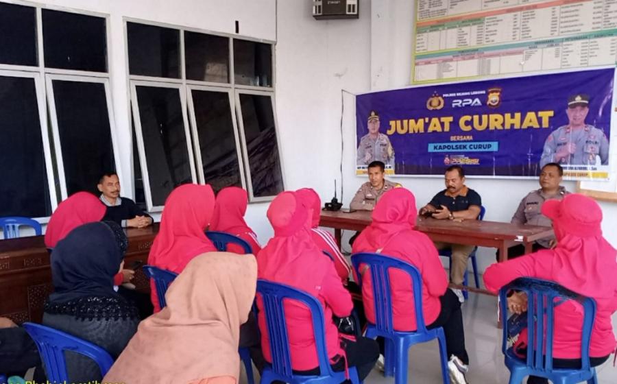 Bersama Warga Desa Air Meles, Polsek Selupu Rejang Gelar Jumat Curhat 